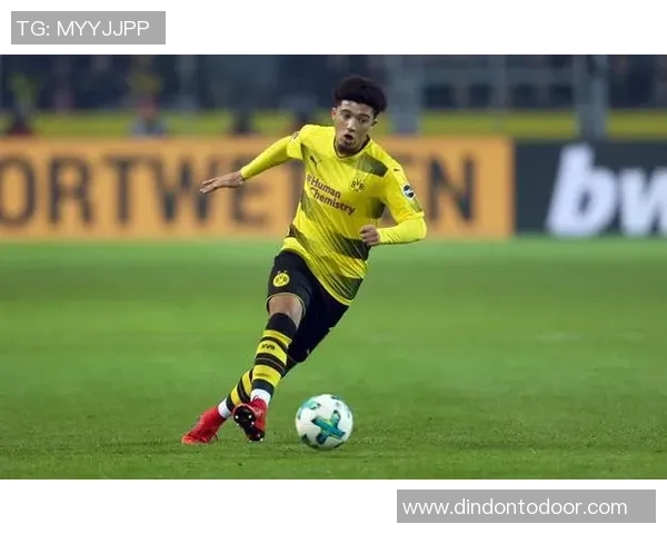 桑乔的崛起与挑战：从年轻天才到足球世界的新星之路