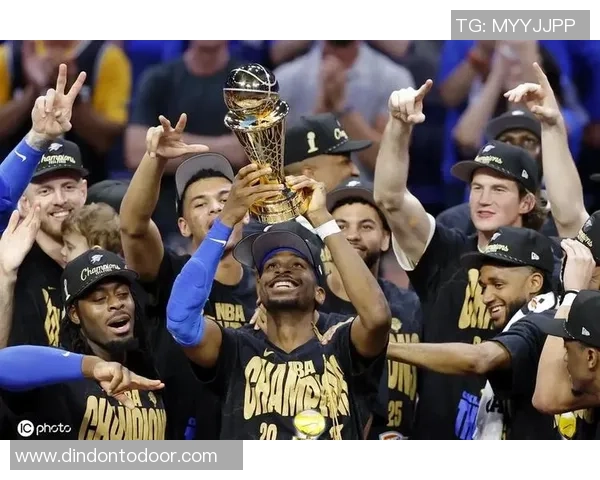 爵士队与太阳季前赛精彩对决展现新赛季球队实力与战术变化