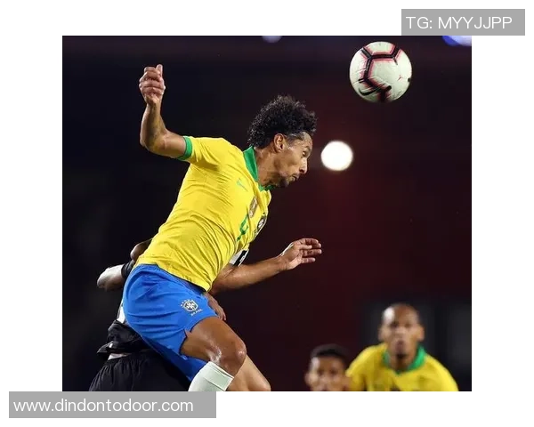 马尔基尼奥斯:从巴西足球新星到世界顶级后卫的辉煌之路 马尔基尼奥斯:从巴西足球新星到世界顶级后卫的辉煌之路