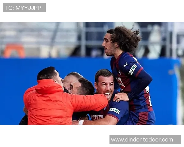 鲁本迪亚斯的足球之路：从青涩小将到世界顶级后卫的蜕变与荣耀