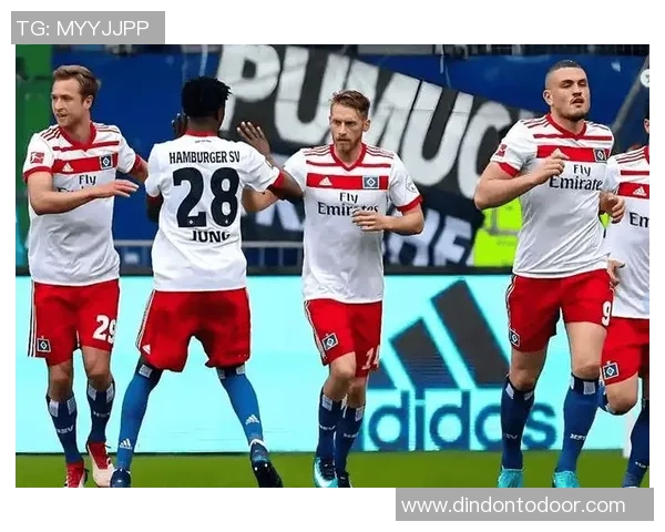 勒沃库森主场迎战曼联双方争夺欧战资格的关键之战