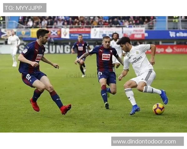 埃瓦尔主场迎战皇马精彩对决全程直播尽在PPTV 埃瓦尔主场迎战皇马精彩对决全程直播尽在PPTV