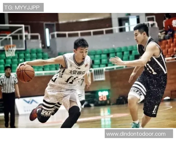 齐麟的崛起与挑战：探讨新生代篮球运动员的成长之路与未来发展潜力